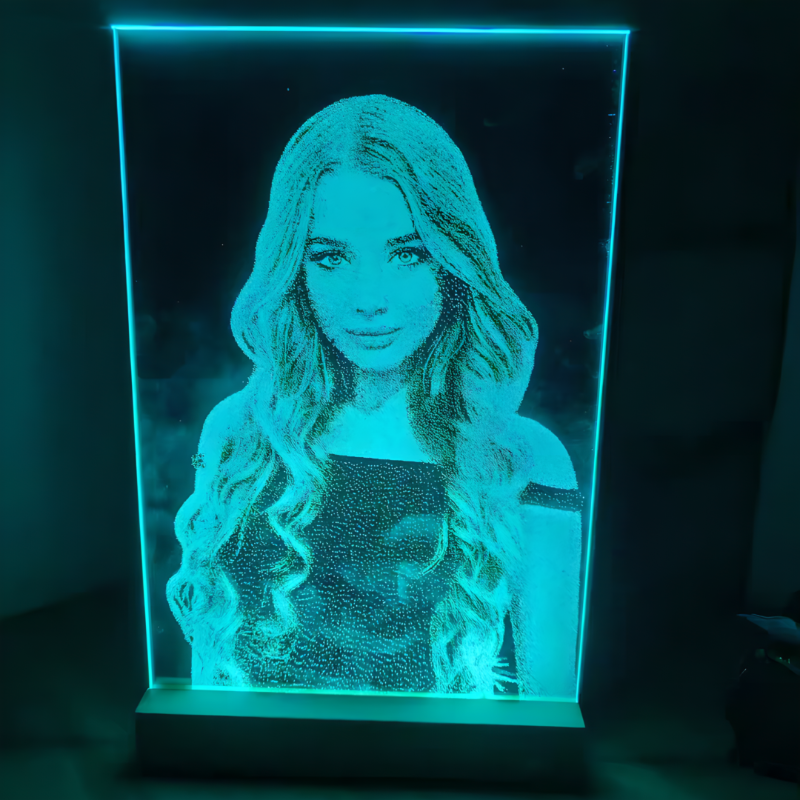 0000 Glass Hammer Art Wall Decor - Image 1