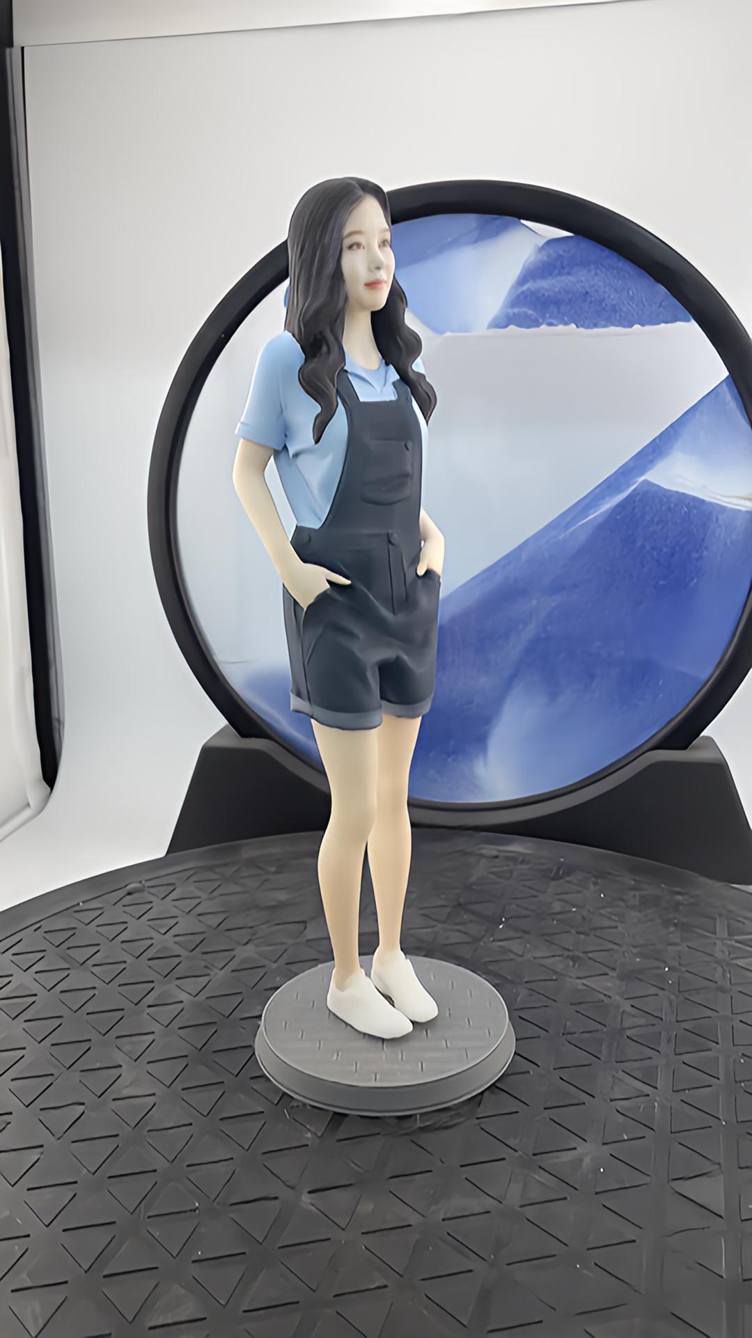 Customer figurine